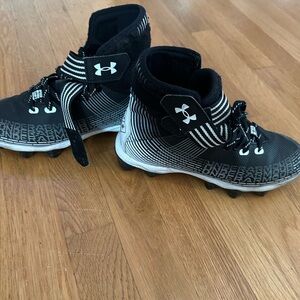 Under Armour Kids Black and White Sneakers